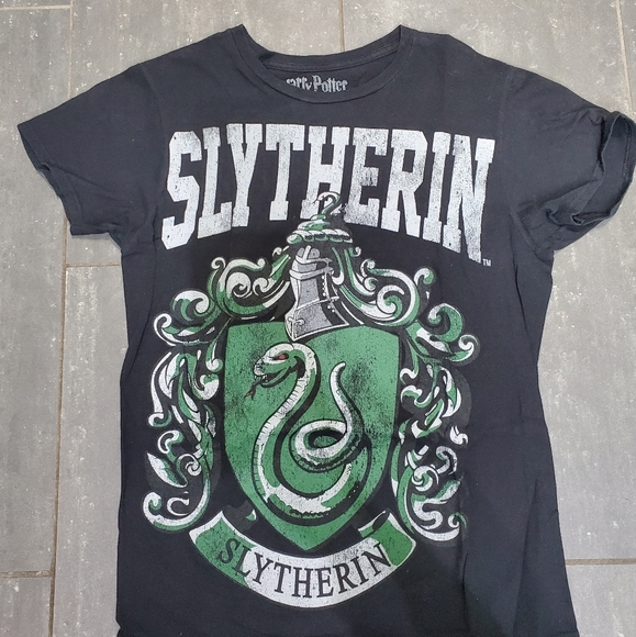 Authentic Harry Potter shirt - Picture 1 of 2